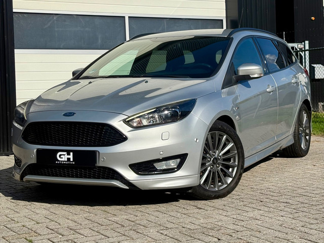 Ford Focus Wagon 1.0 ST-Line